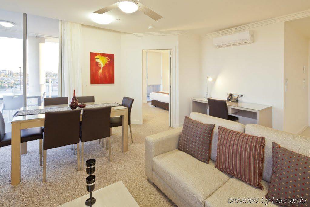Hotel Diana South Brisbane Room photo